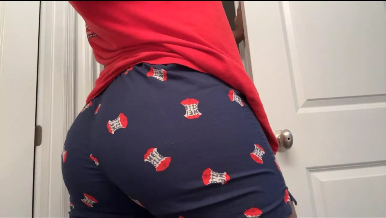 27M bottom looking for something to do 