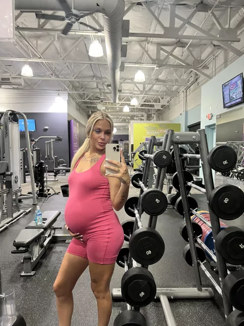 31 weeks at the gym 