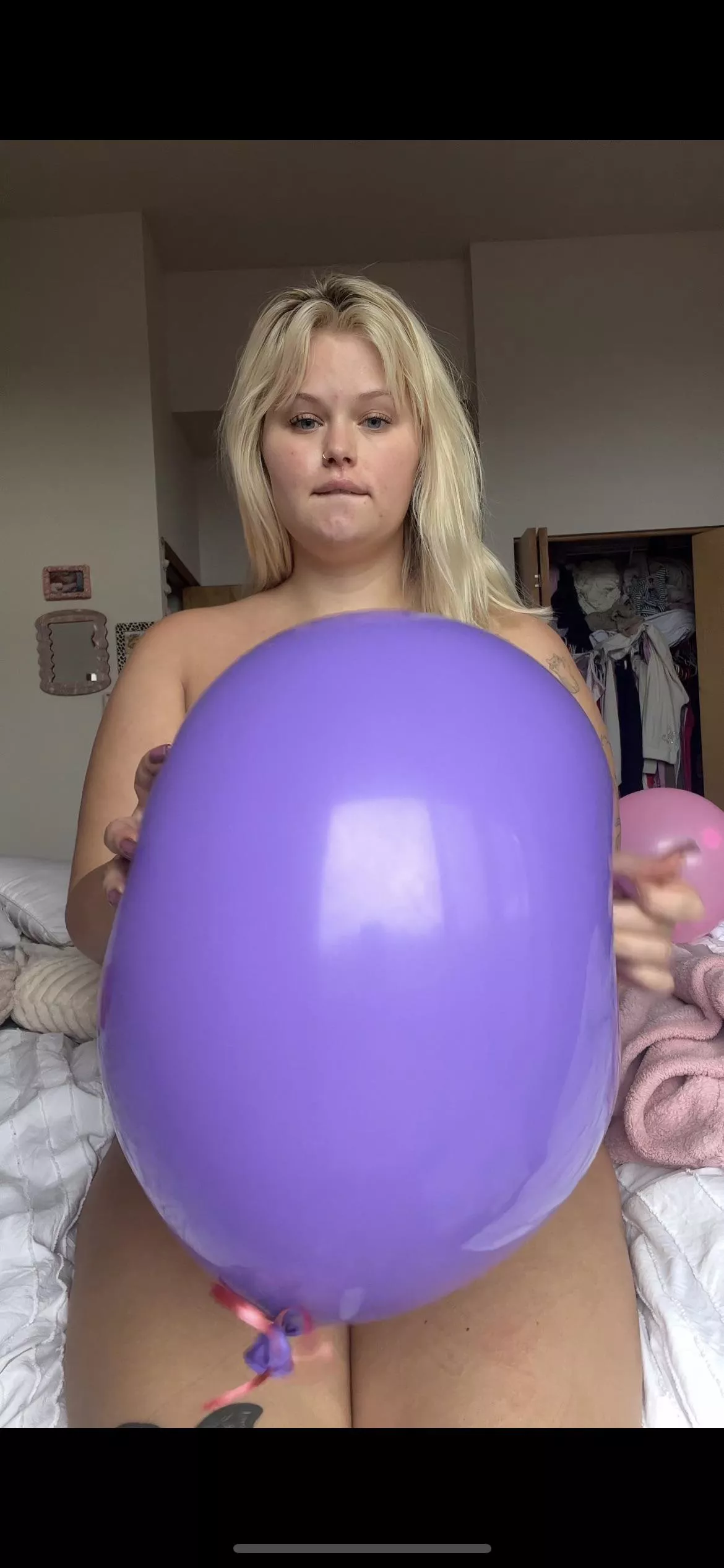 32 In Balloon fun 