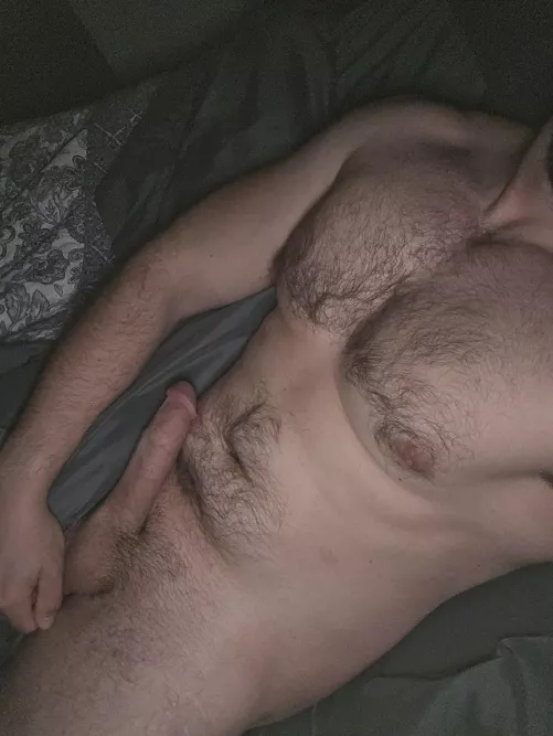 33 m4mf/f looking for hotwives