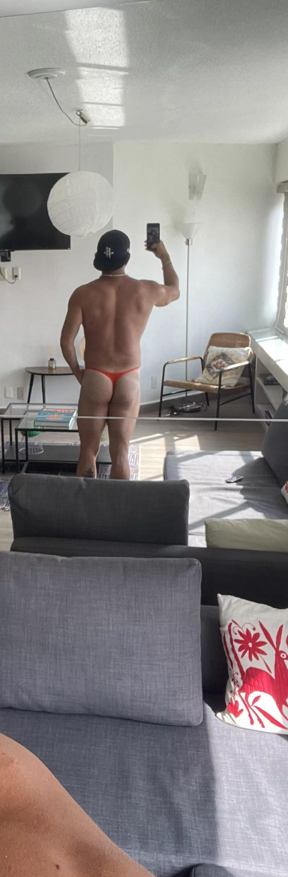 [33M4M]  Will be in Houston hosting near IKEA 10/17-10/19 HMU love straight Hung by Hung bigger than 7”, love the Married discrete guy that want a blow and go, can have GH setup or you can take your frustration out on my ass, no cock to big or to thick