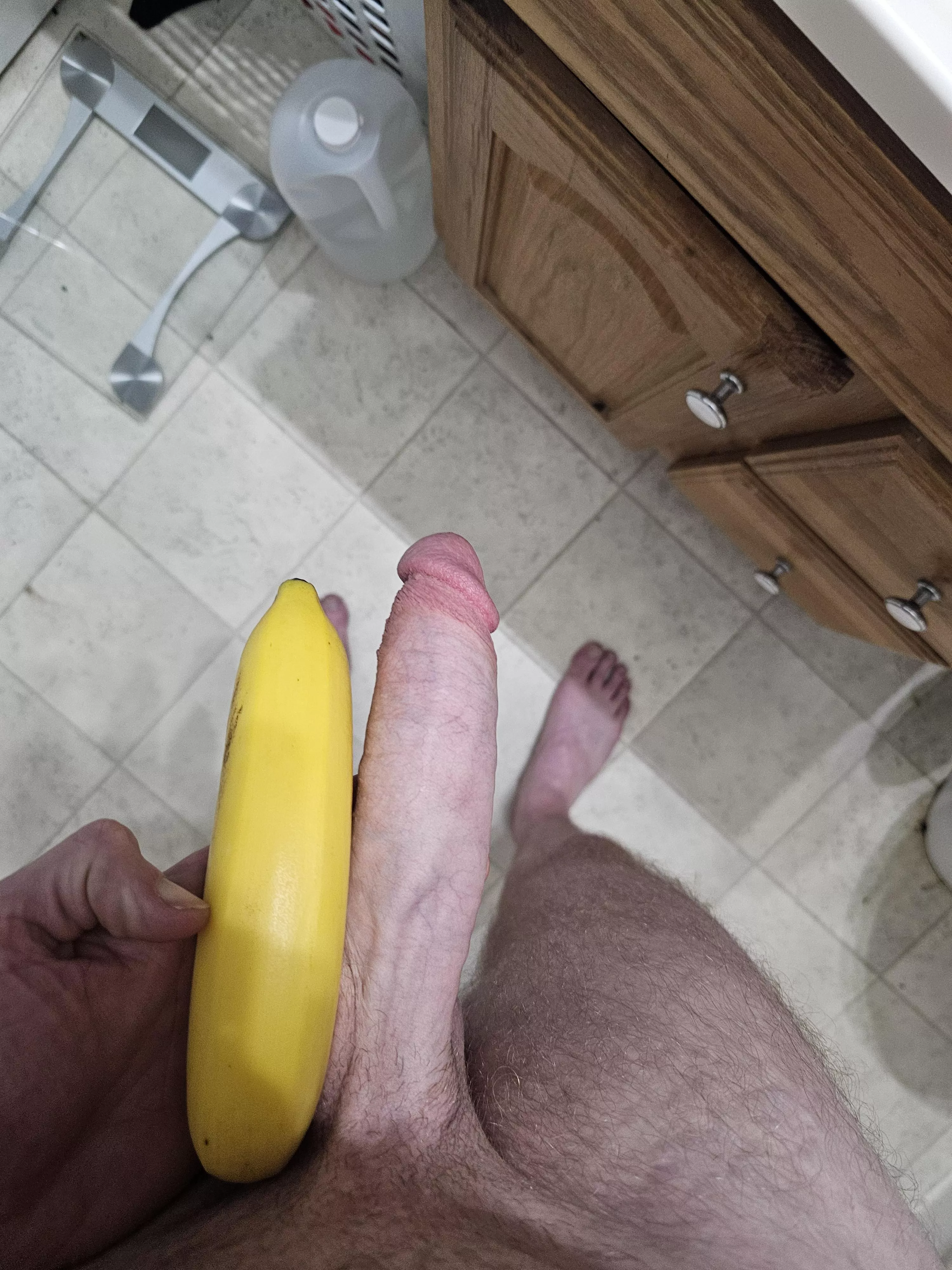 34m4f Banana for scale