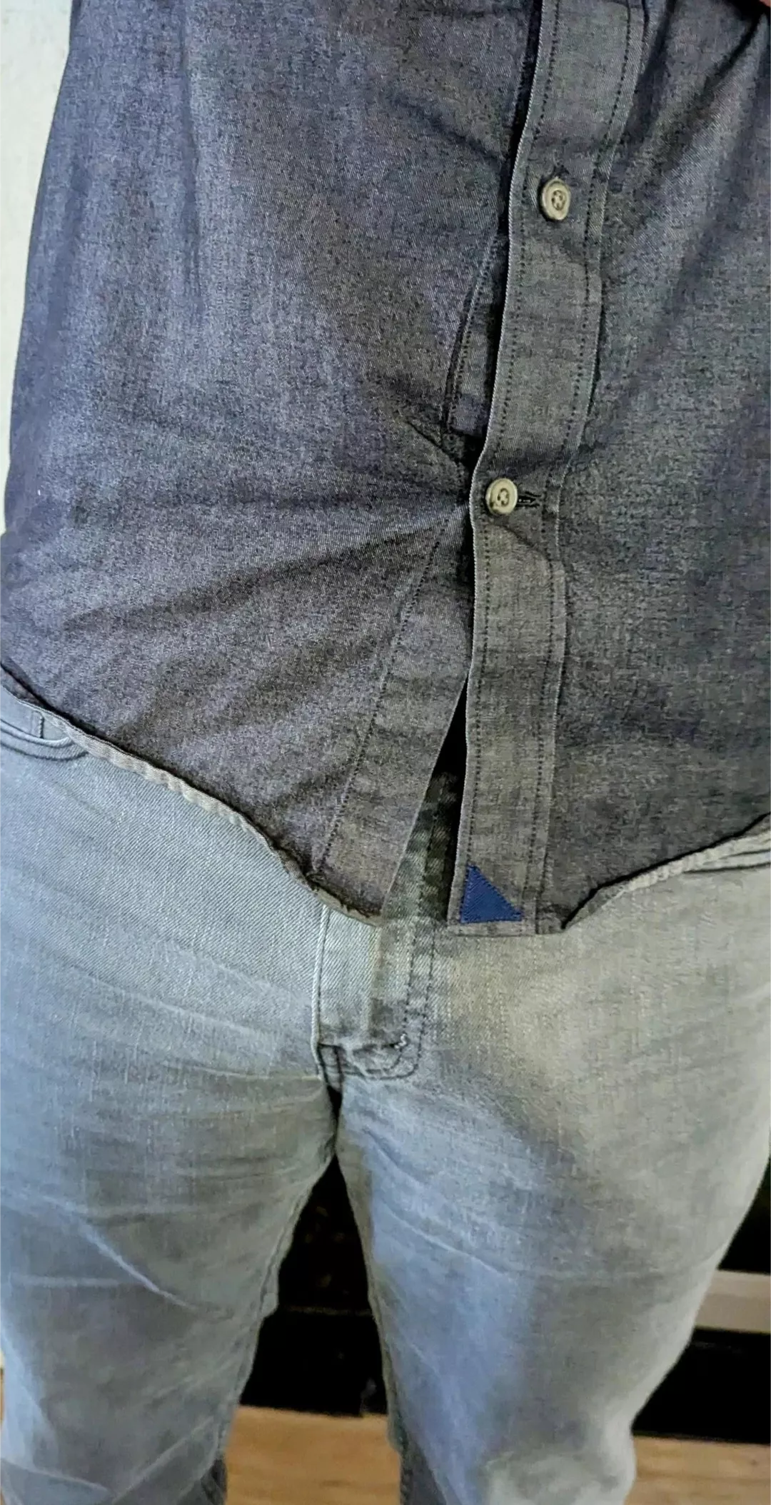 37m Casual work bulge. Noticeable? 