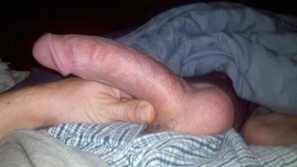 [38] Single white dad needs a good boy to worship his cock all day today. I host in Spring/Woodlands. Will travel too if you are close. PLEASE give your description (age, height, weight, etc.) when messaging and send pics when I reply back.