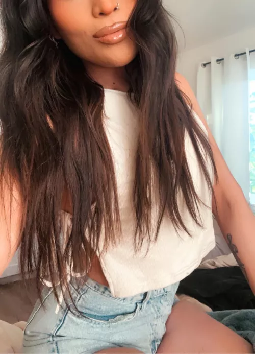 559 Trans for tall, fit, chill dude to chill with. DM me 