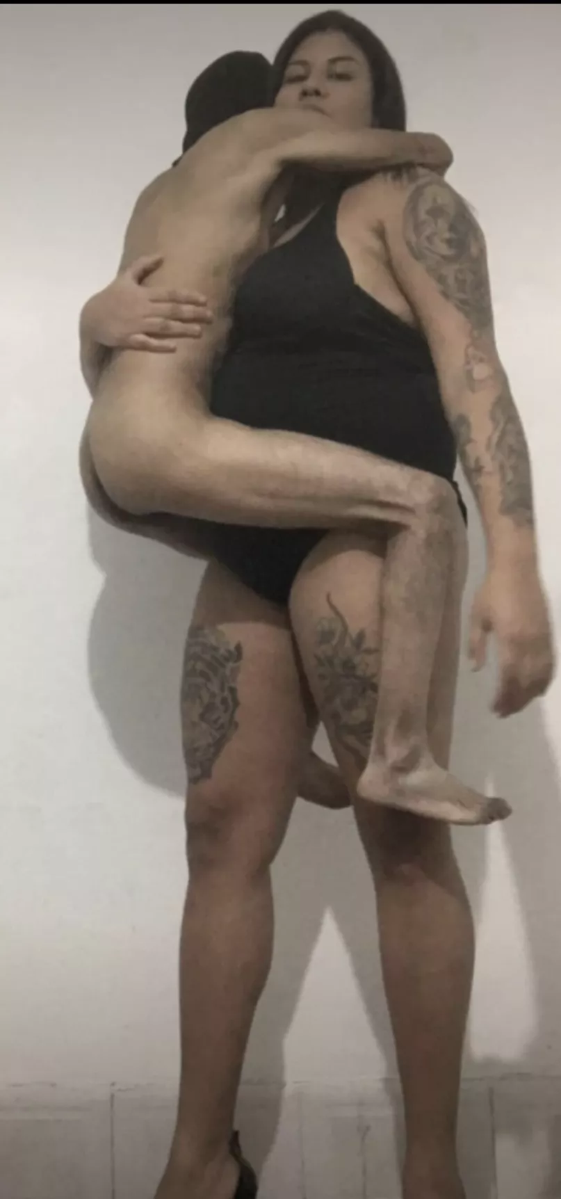 6'4 Amazon with her 4'8 manlet