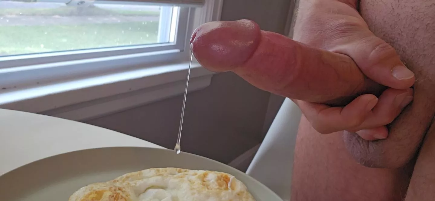 Adding a little sauce 