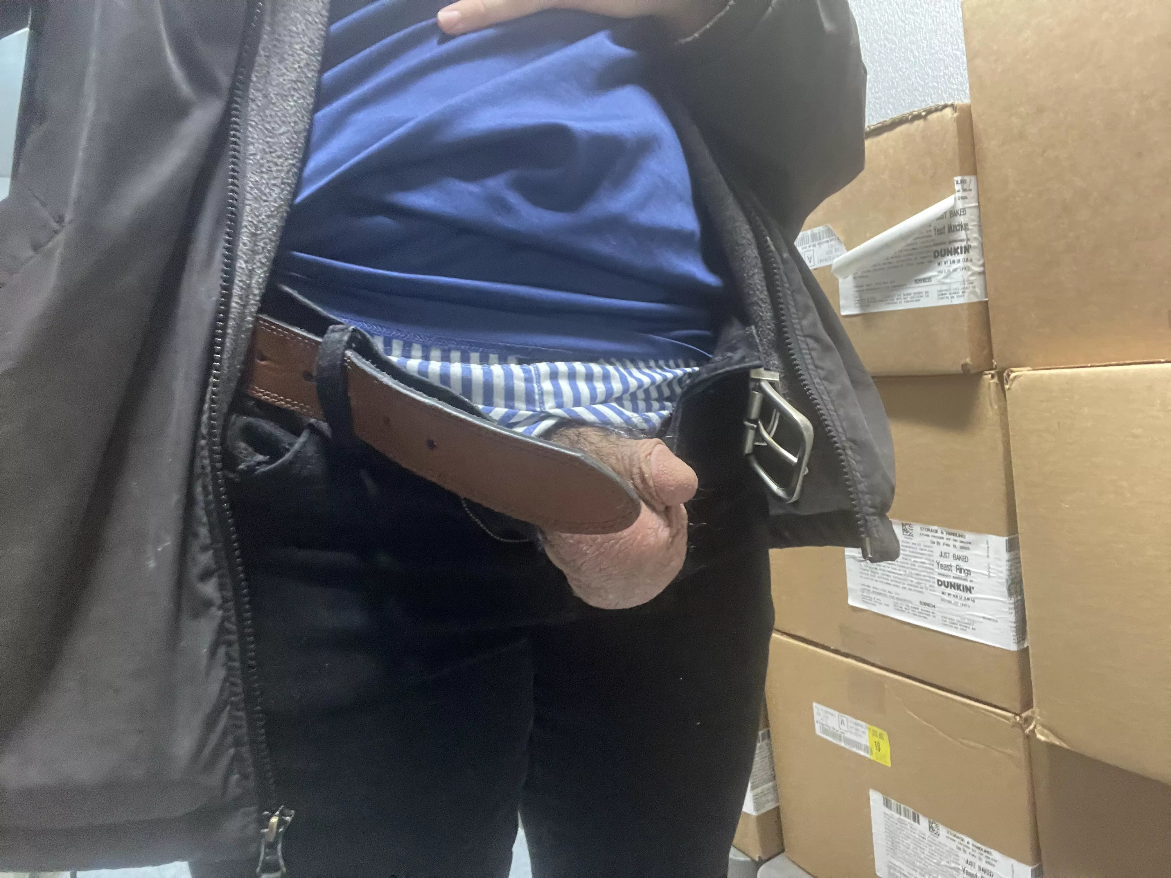 almost got caught during my photo shoot in the deep freezer xD