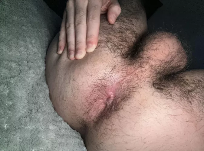 any daddies wanna stick their cock in a fuzzy pink boy hole?