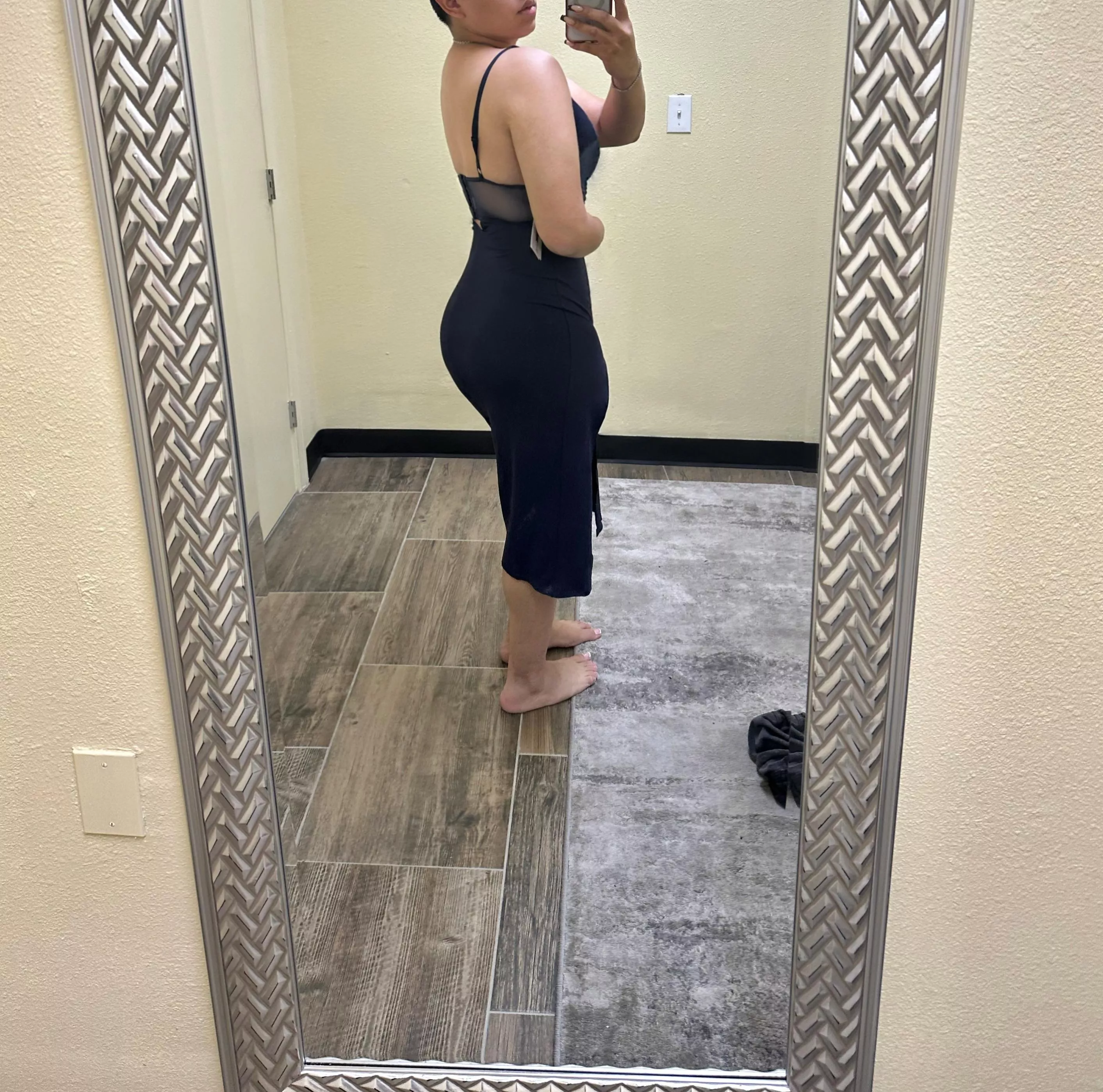 Any young or hung men down to have fun with a trans girl??Message me papi☺️👀