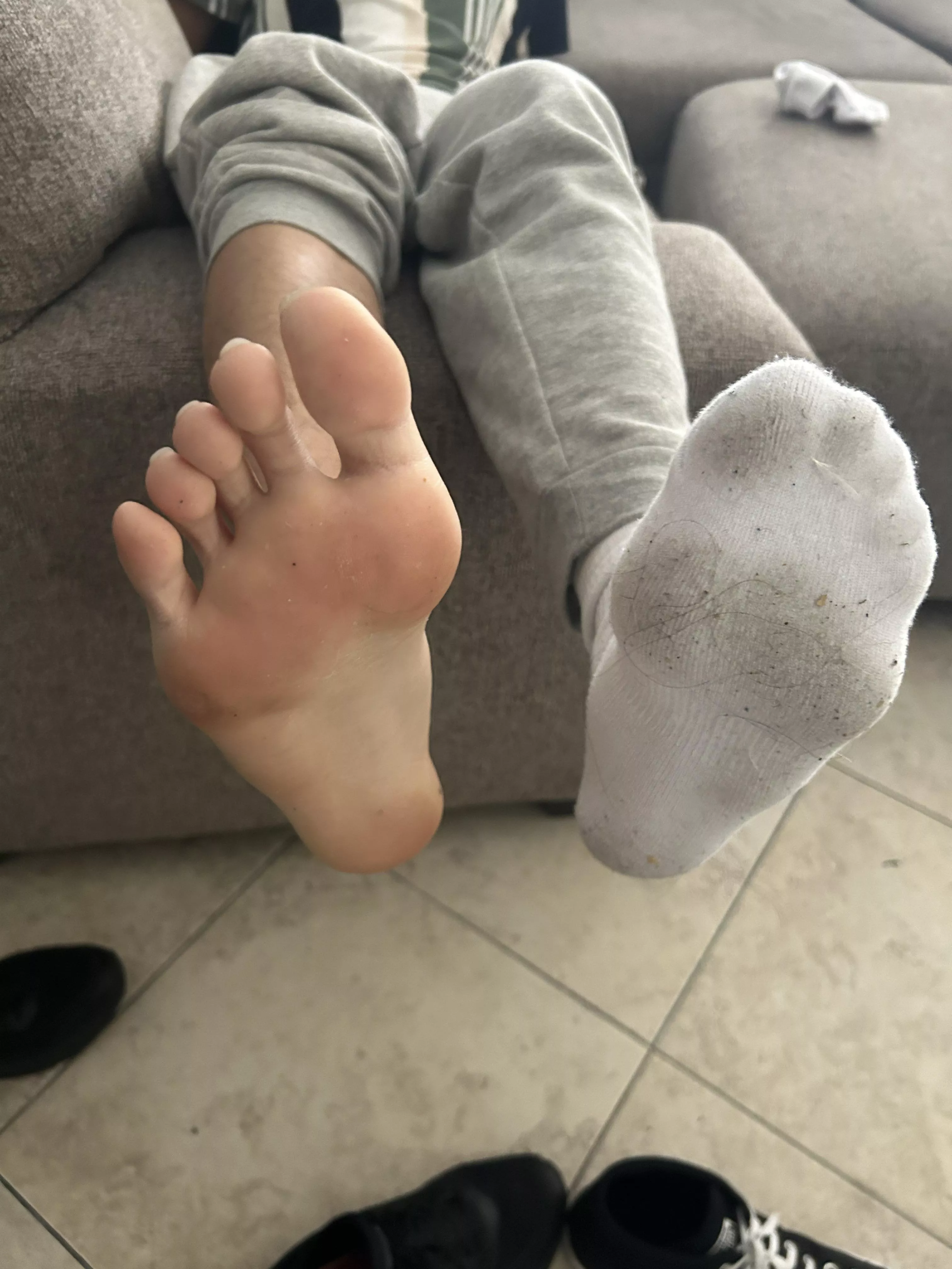 Asian college dom here. Come worship these soles 😏 