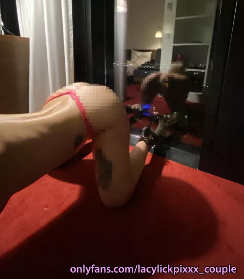 At night the whole city can see my sweet ass but losers like you can't even see the reflection of my ass unpixelated! 😈