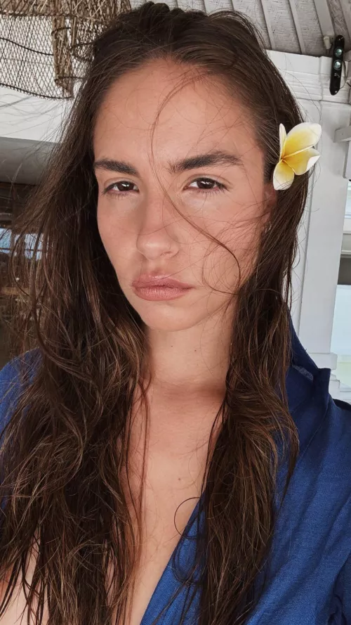 Bali selfie for those who don't follow her on insta.