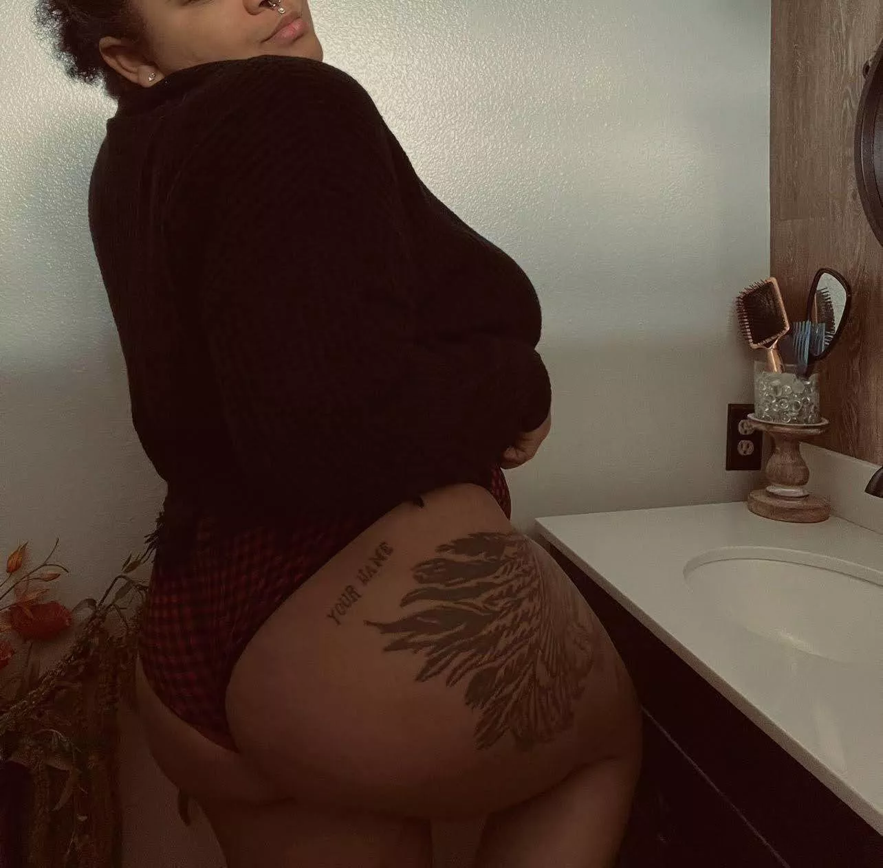 Bathroom 🍑 selfie 