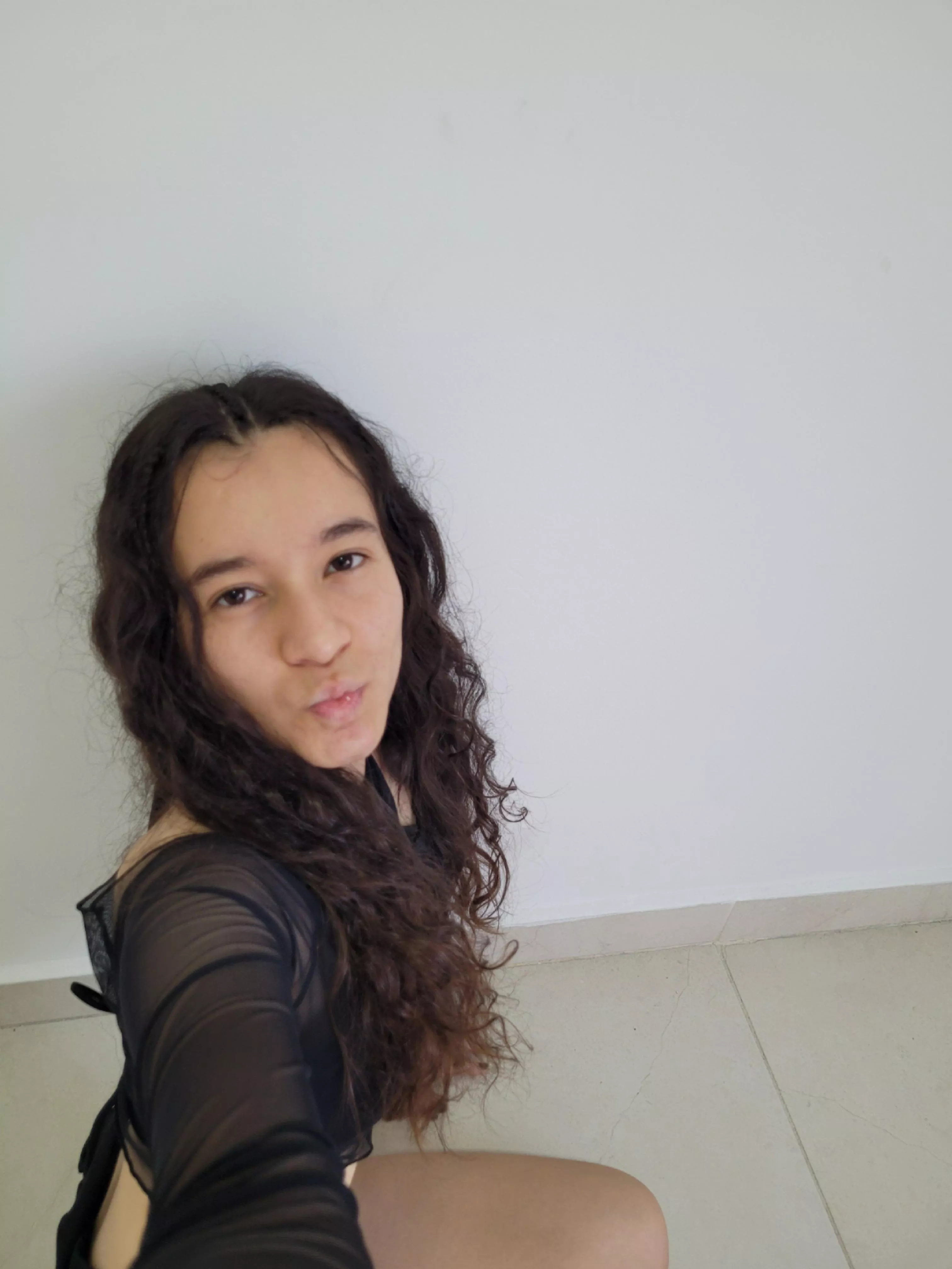 Beautiful face🥰💕 send me a DM to know you better