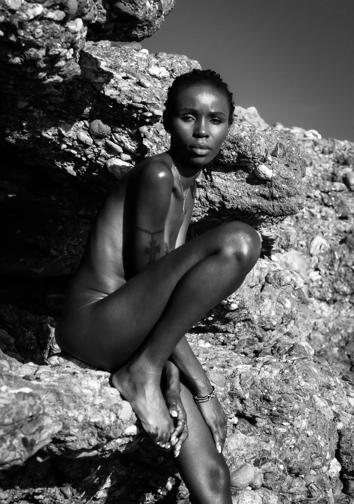 Black and white 🔝🔝🔝