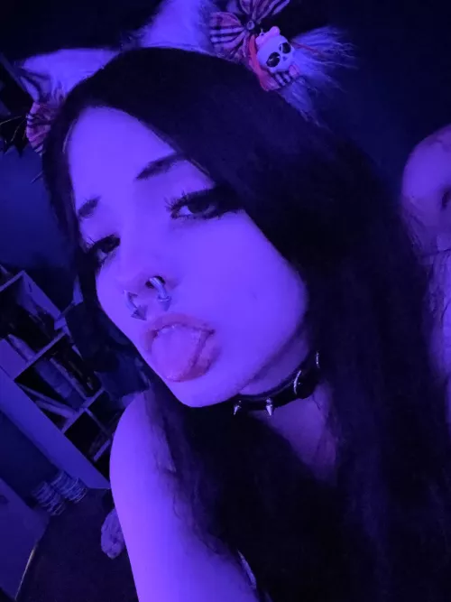 Blep, look at my puppy tongue :p :3