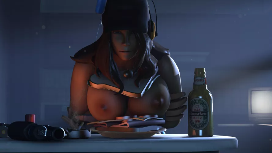 Boob sandwitch by Joan gounuo