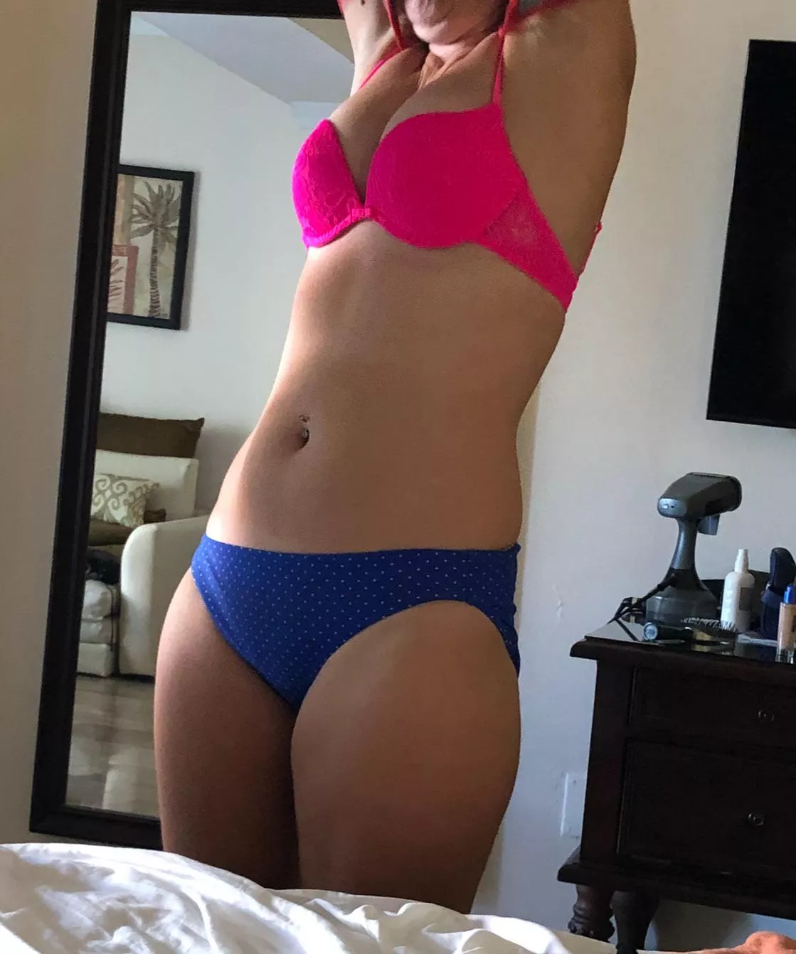 BraAndPantiesMismatch