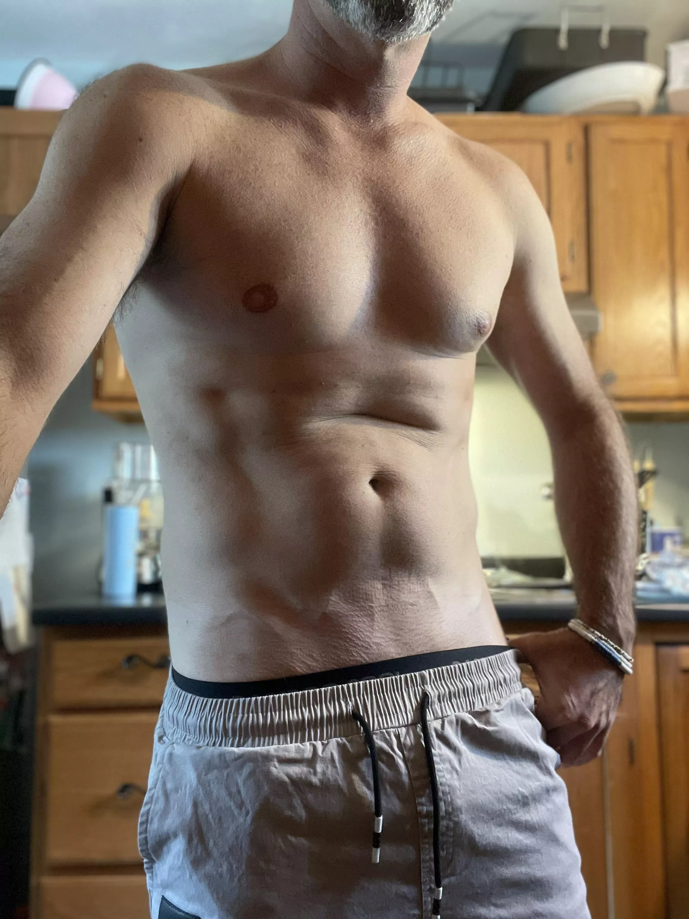 Bring out the new gray joggers for 5k fun and supportive glowers!