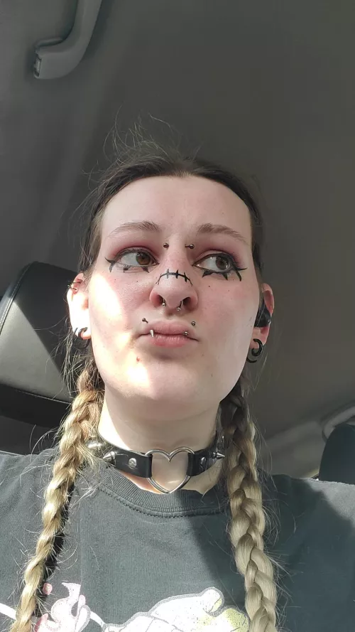 cannot decide if I kitty or pupy