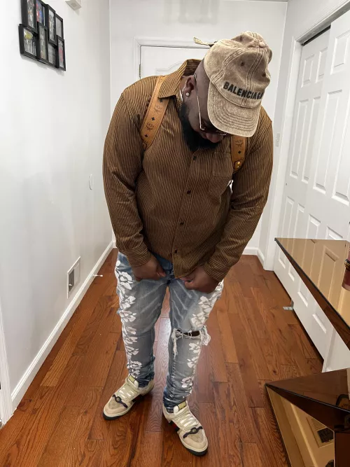 Chilling in Vegas  Looking for fun (M 4 F) 