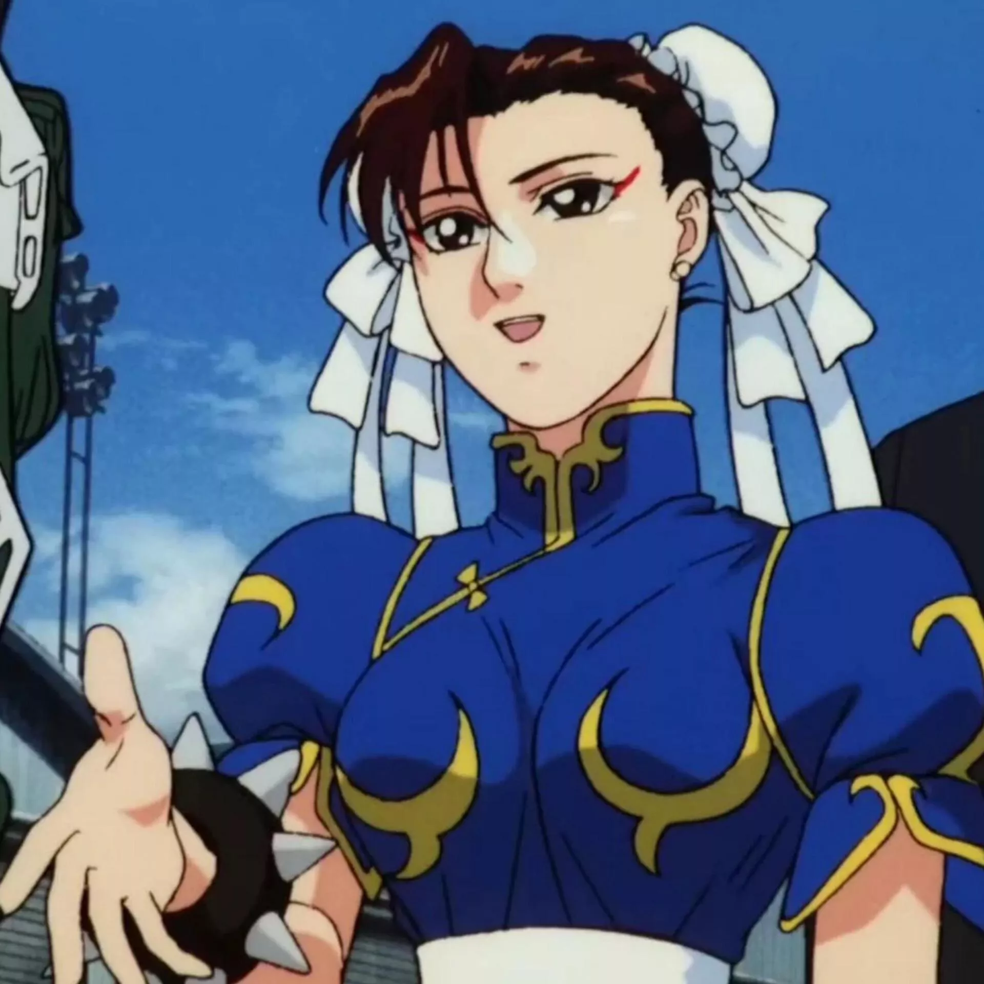 Chun-Li giving a warm greeting 💙