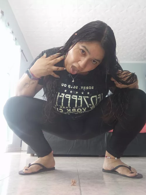 Come little one, I'm going to devour you! 💕🫦