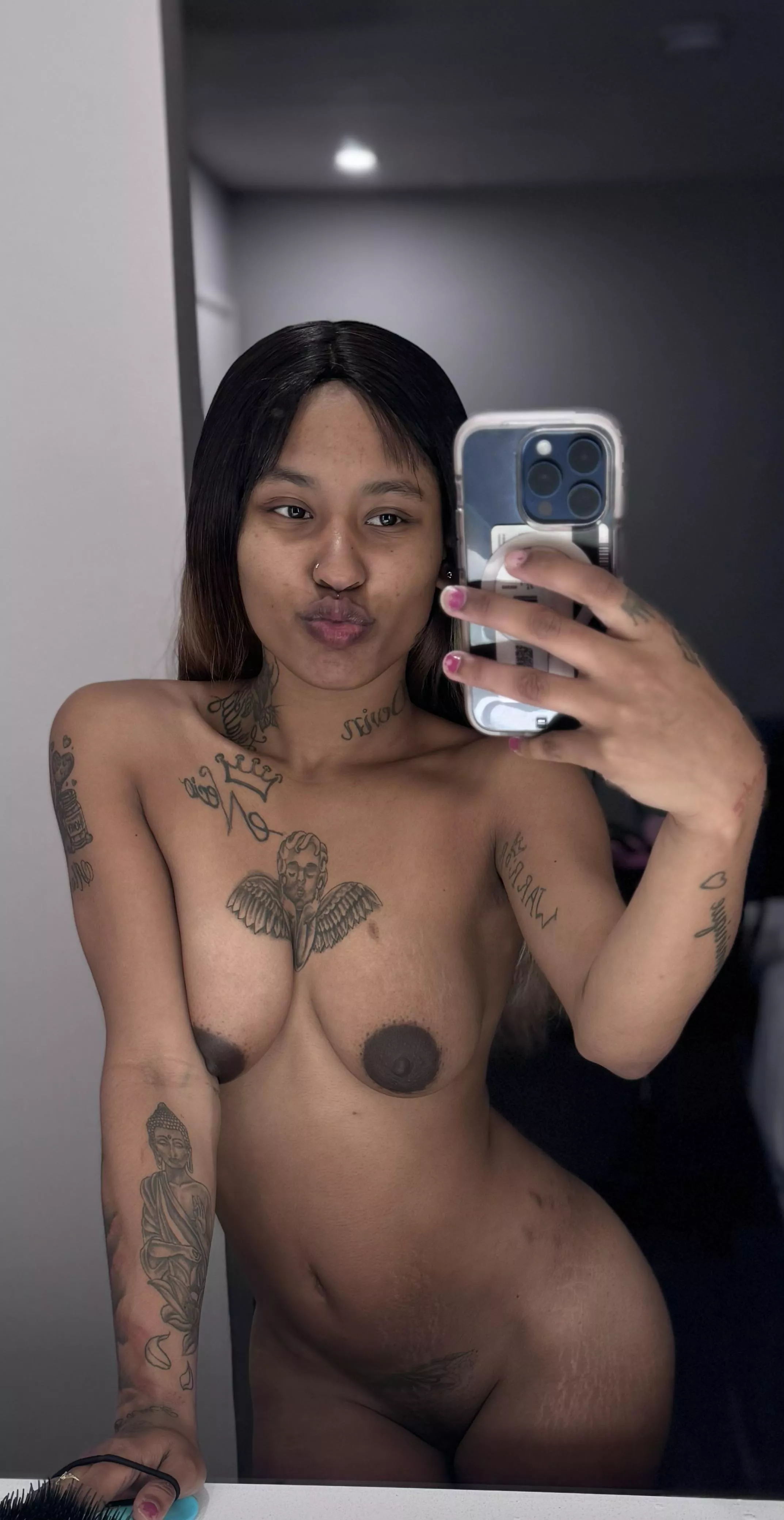 Come See Me Hosting All Night Close To Downtown ❤️😘