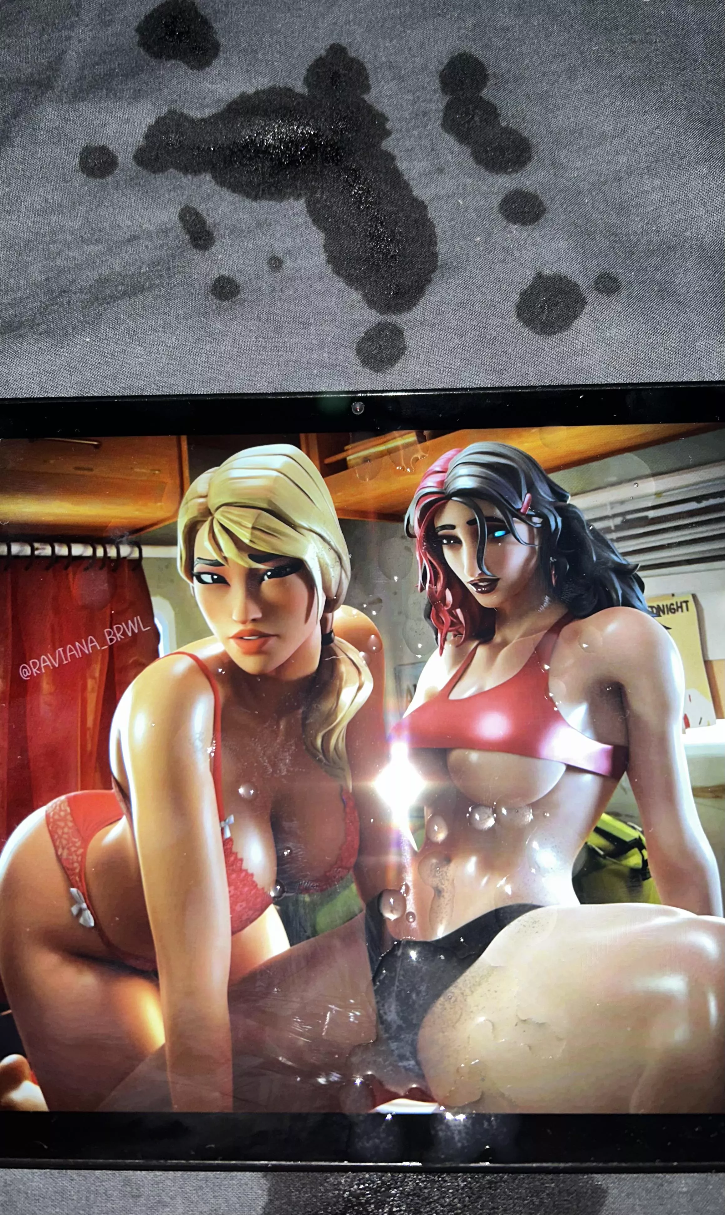 Couldnt resist cumming on thiss~🤤❤️