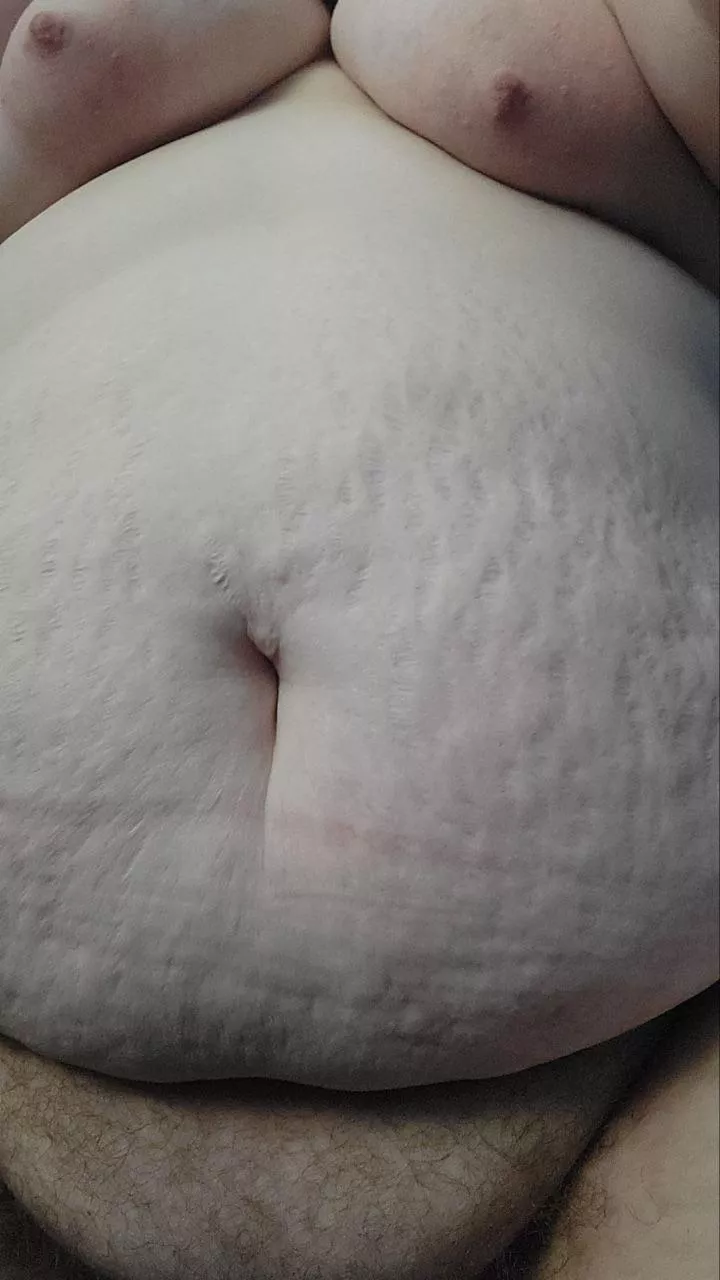 Count Mommy’s stretch marks as you stretch Mommy out