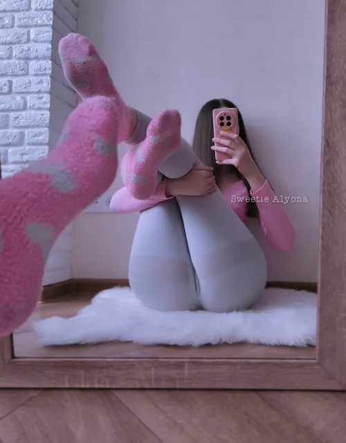 Cum on my socks, be a good boy 