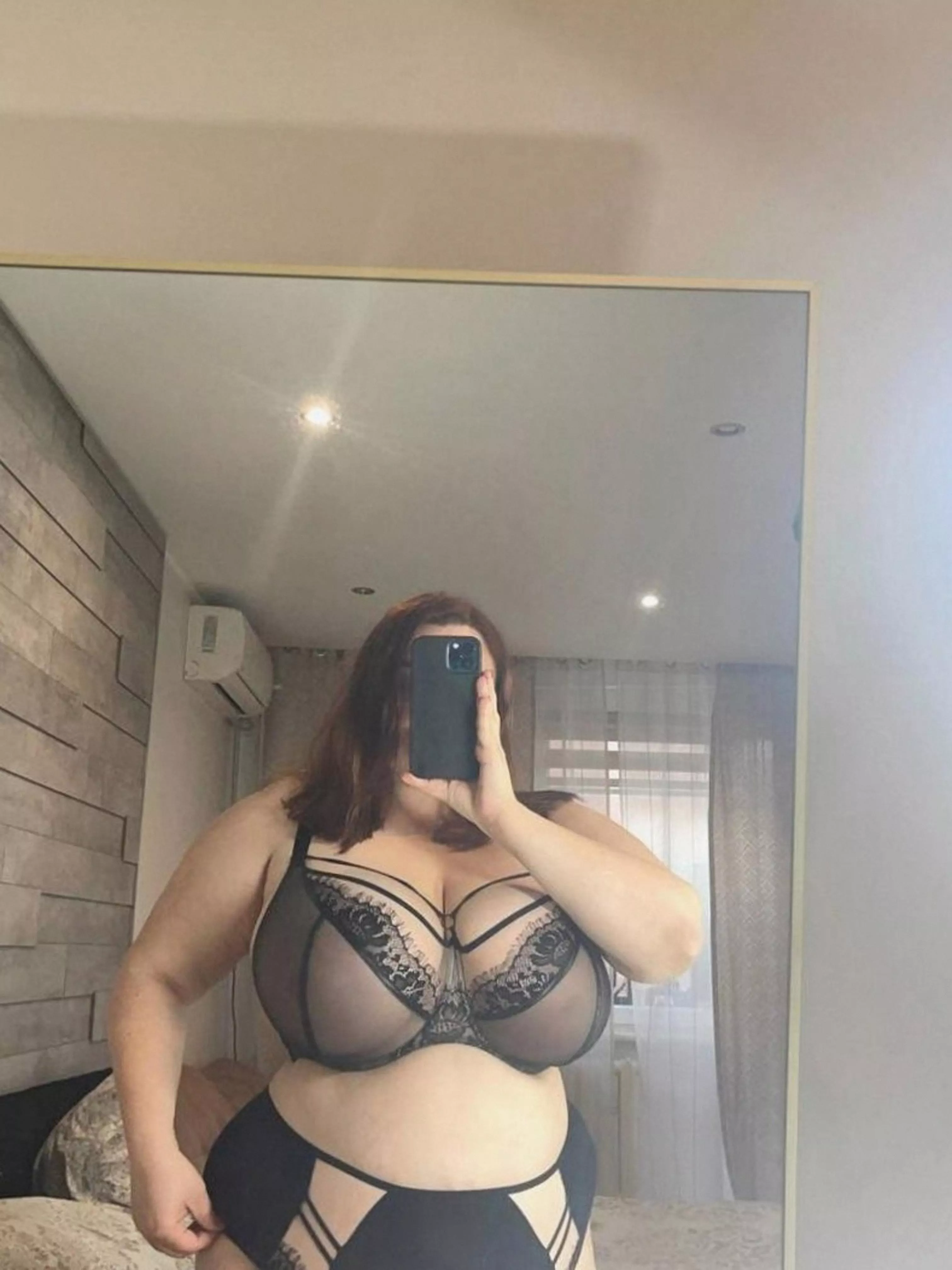 Describe my huge boobies in one word! SNAP: lylacmr