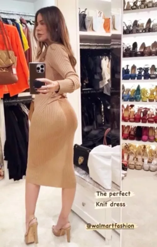 Dm for some fun, I’ll rp as her 