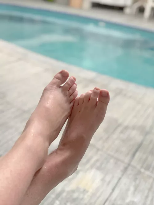 Do I have sexy feet? (Oc)