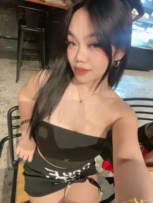 Do my face and eyes make you hard?