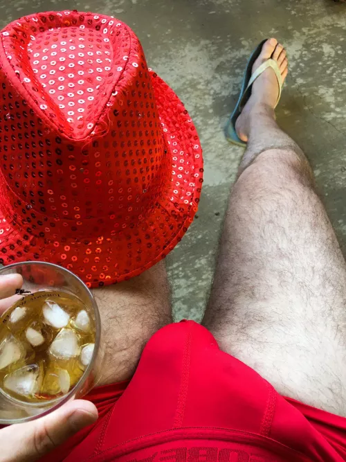 Does the sequin hat make it a party? I’m colour coordinated. That should count for something. 