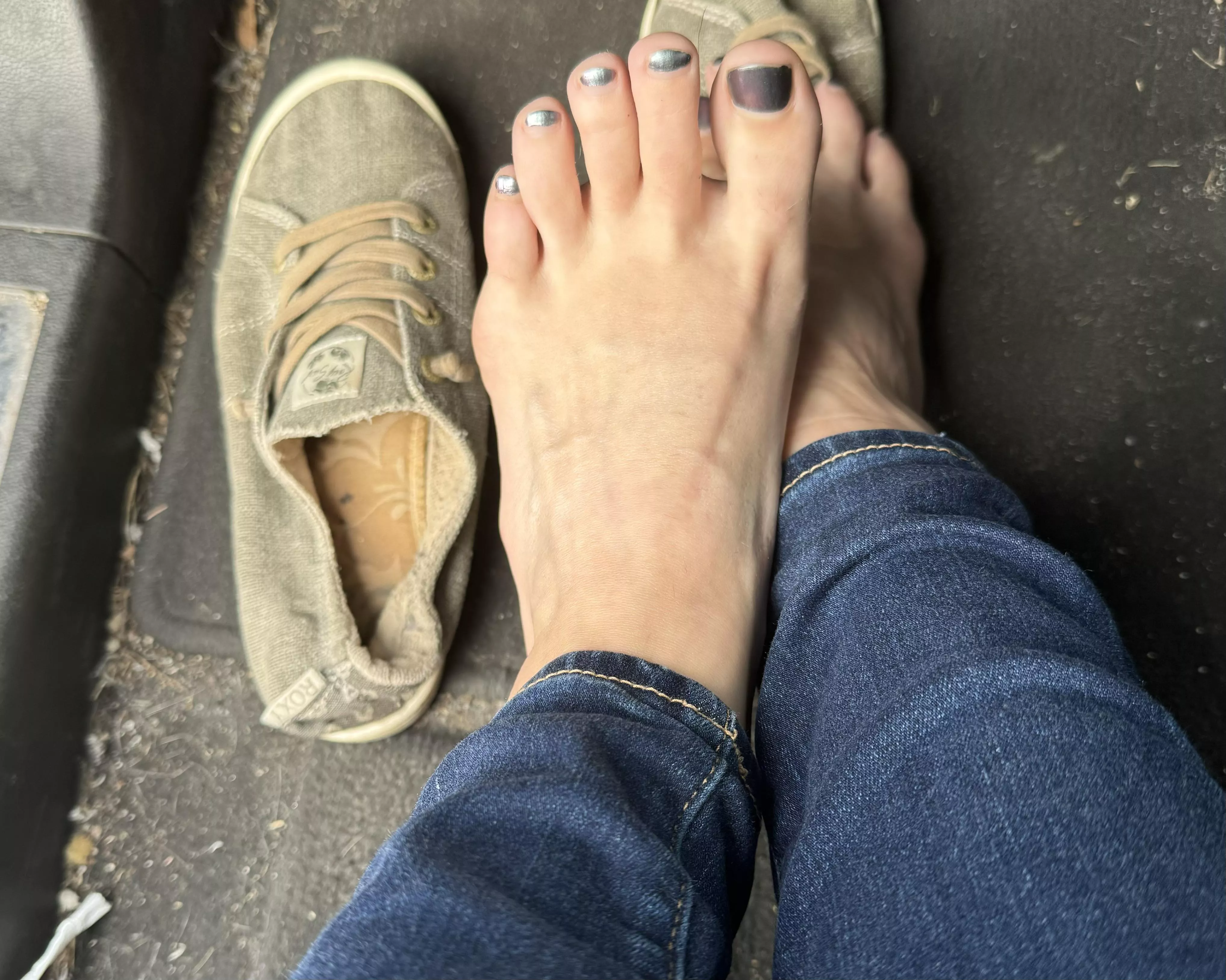 Driving barefoot to work 😇
