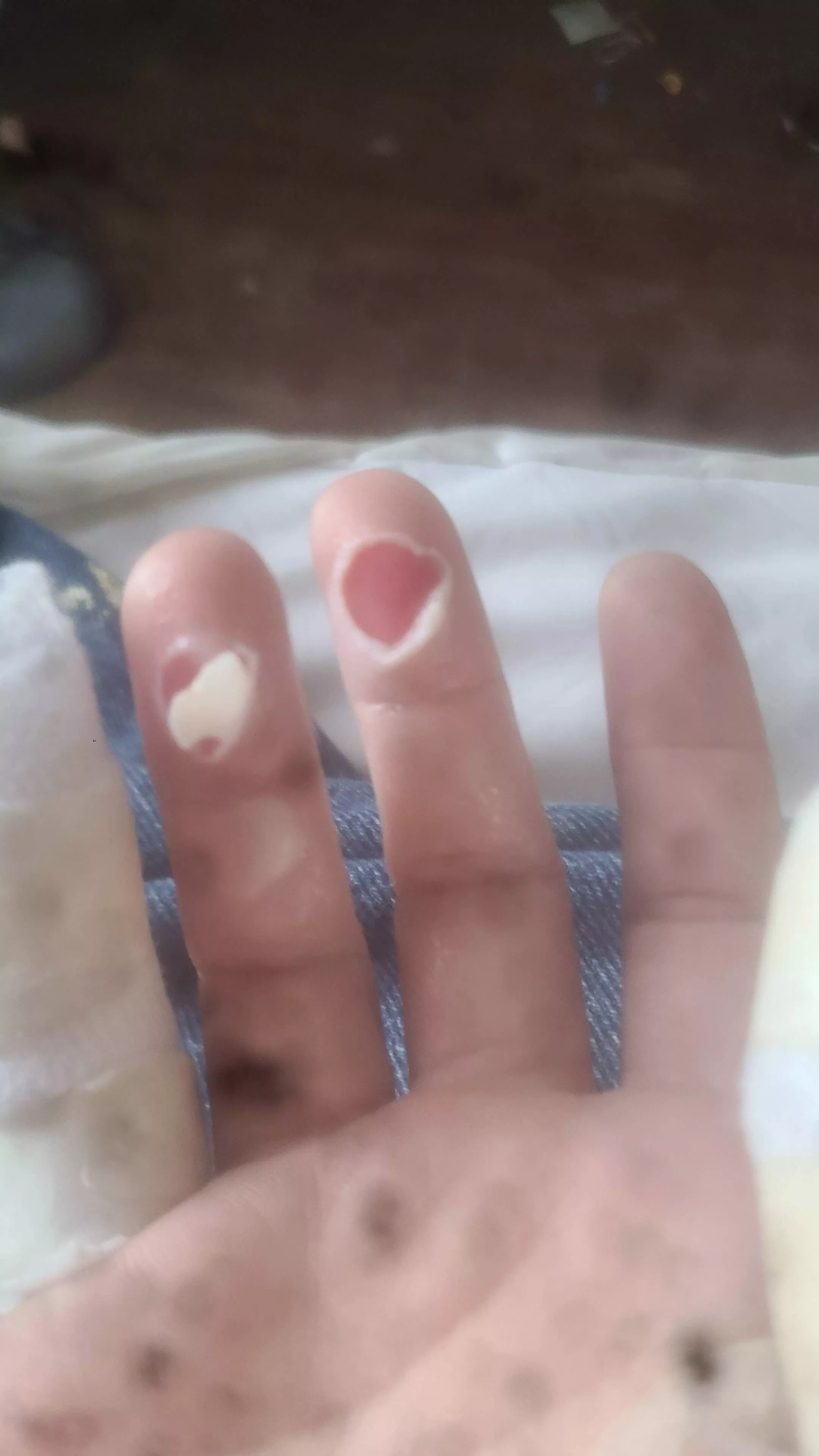 Dropped a 500+lb Halyard and tried to keep a hold of the rope after i dropped it.