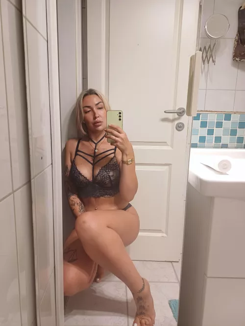 feeling cute in my favorite lingerie