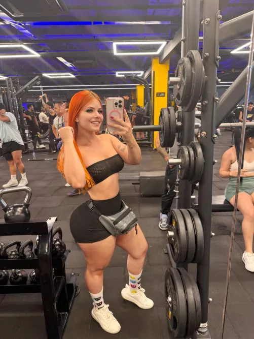 Feeling cute with my gym fit