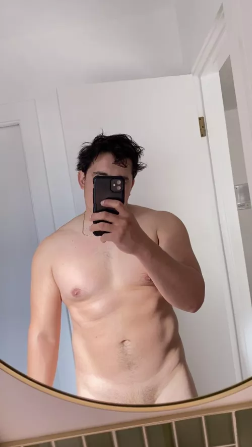 Fit, hung, and slutty. Who’s up for fun in Boulder? 😈