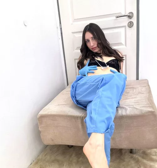 getting off in my uniform 🥵, trust me it was hot 😉