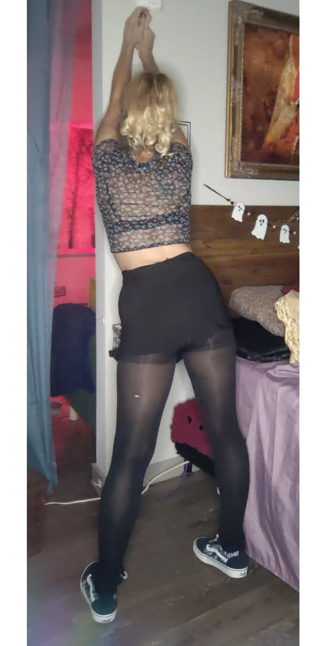 Glad it's casual tights season 