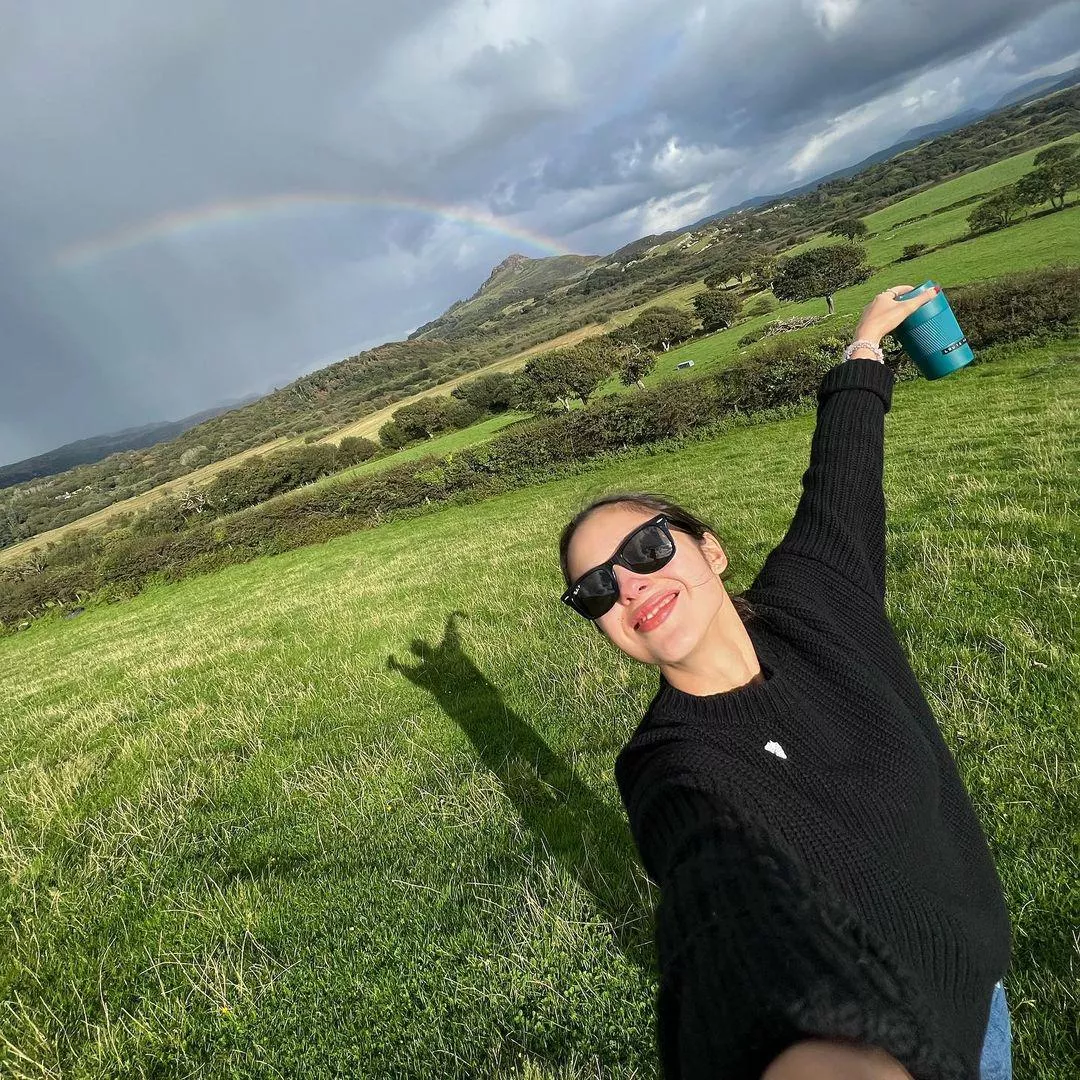 'happy as a clam' - IG September 2024