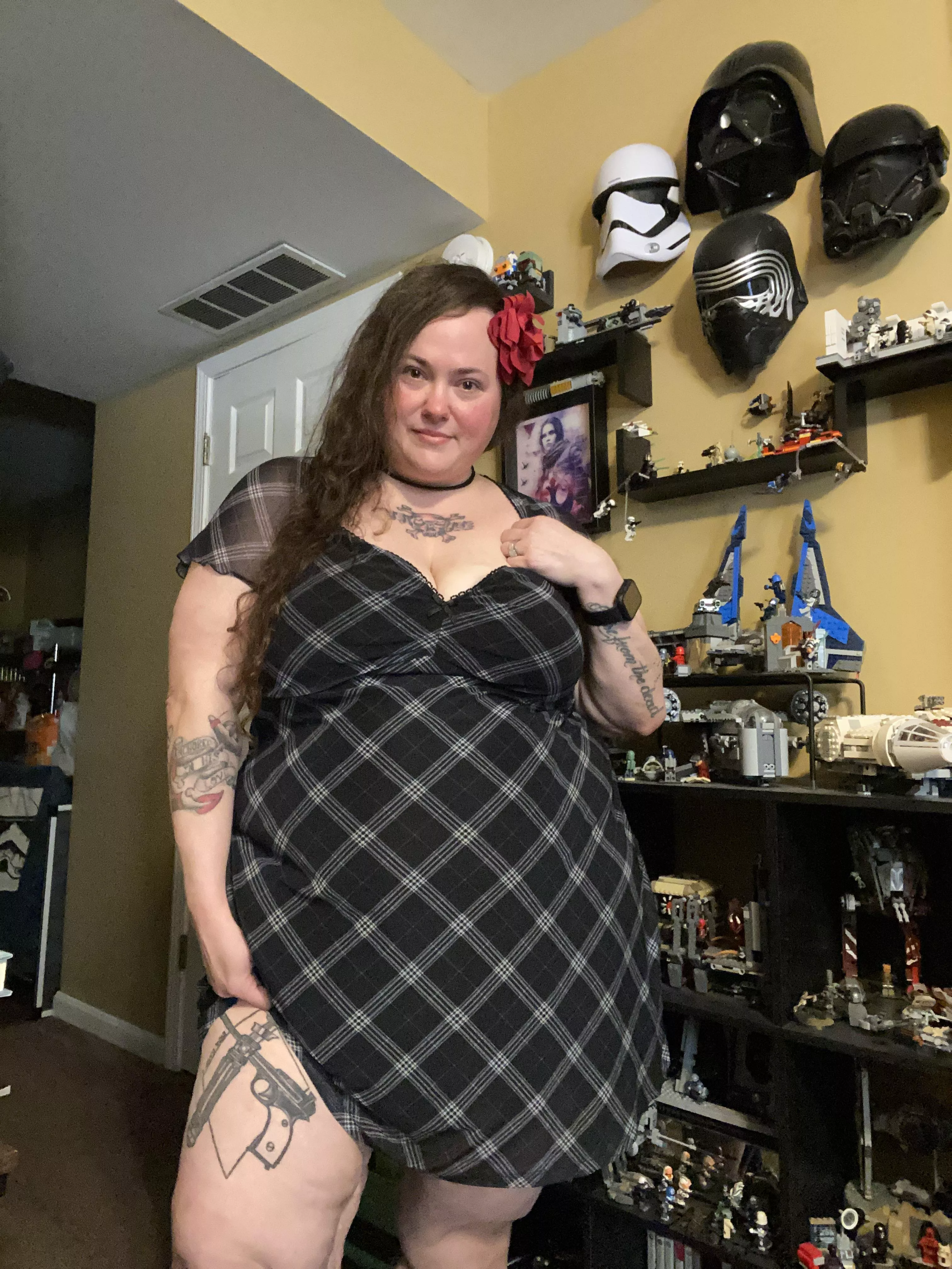 Happy Friday! Here's to a fabulous and slutty weekend….