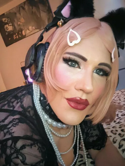 Heb een goede lul nodig nu 😈