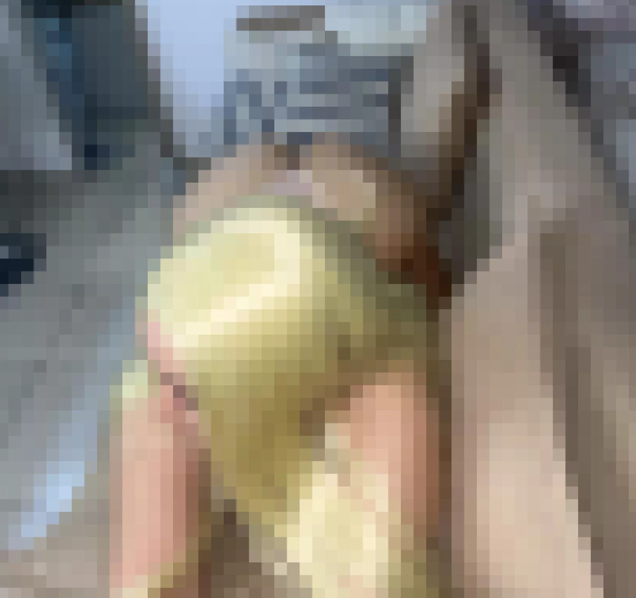 Hey beta ridiculous useless you only deserve to see me full of pixels