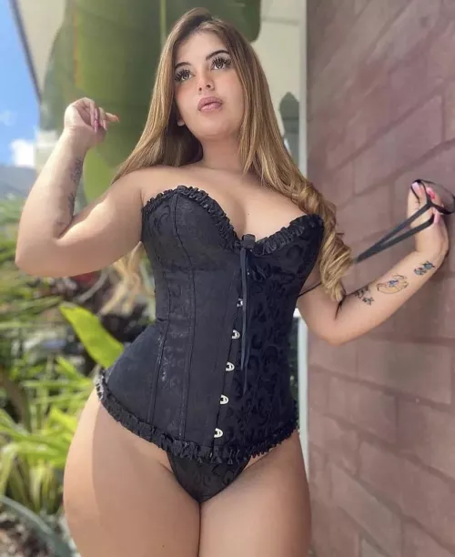 How do you like Isabella Ramirez corset?