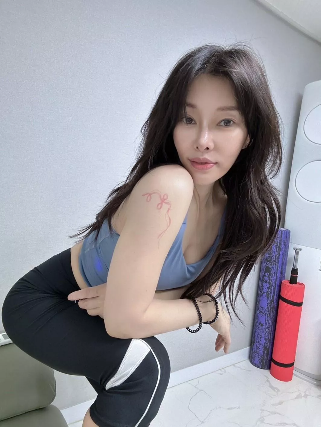 how would you satisfy an older Asian woman?